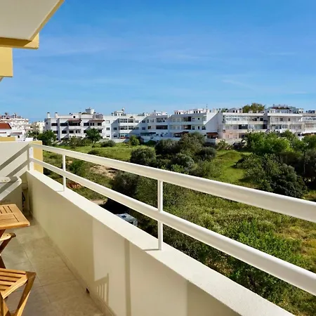 Cozy Retreat - Sunset Balcony, Wi-fi & Ac Apartamento Alvor