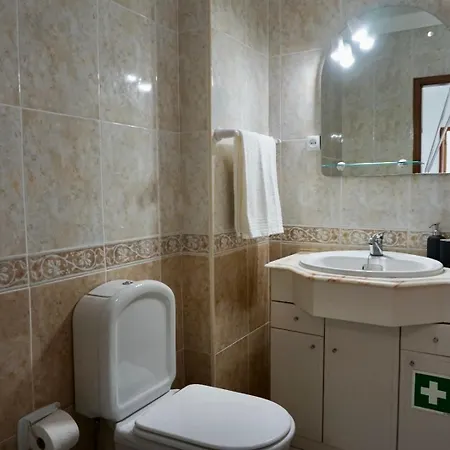 Cozy Retreat - Sunset Balcony, Wi-fi & Ac Apartamento Alvor