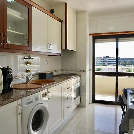 Cozy Retreat - Sunset Balcony, Wi-fi & Ac Alvor